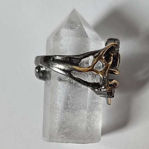 Peridot with White Topaz and Garnet Ring - Picture 6 of 7